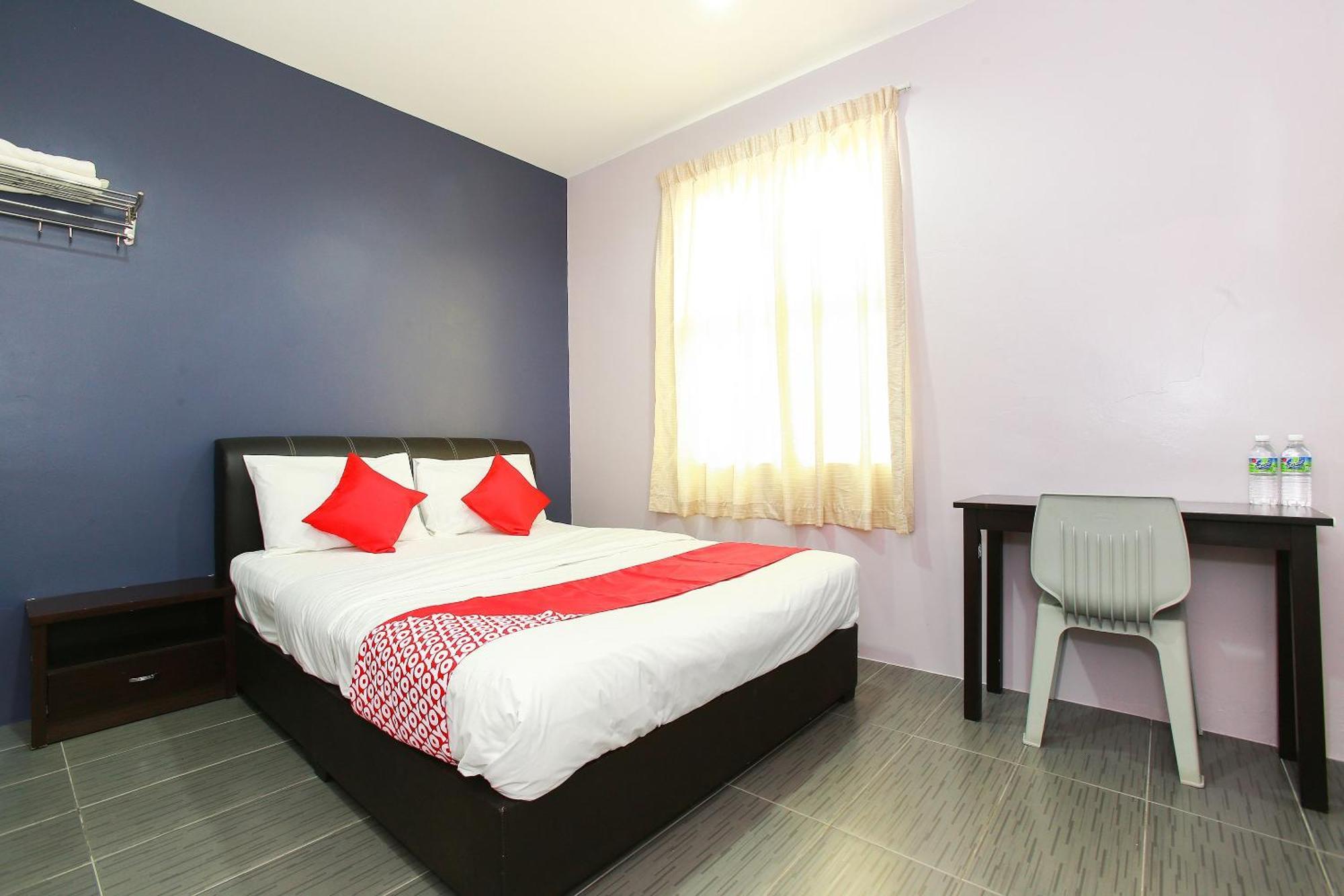 Oyo 89332 De Hotel Teluk Intan Ngoại thất bức ảnh
