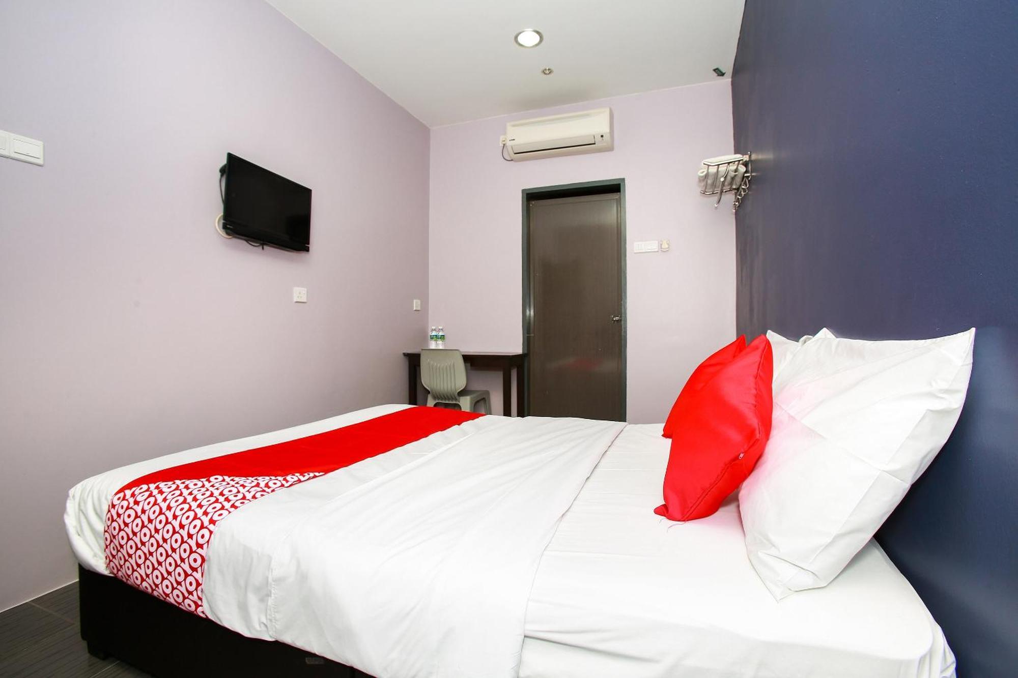 Oyo 89332 De Hotel Teluk Intan Ngoại thất bức ảnh