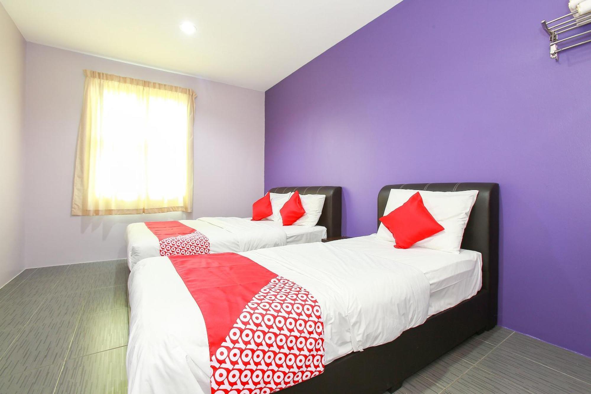 Oyo 89332 De Hotel Teluk Intan Ngoại thất bức ảnh
