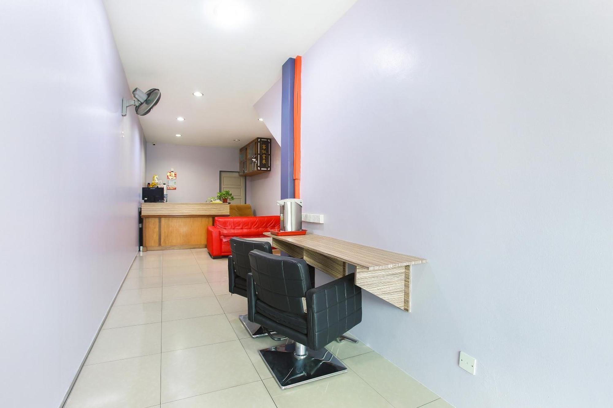 Oyo 89332 De Hotel Teluk Intan Ngoại thất bức ảnh