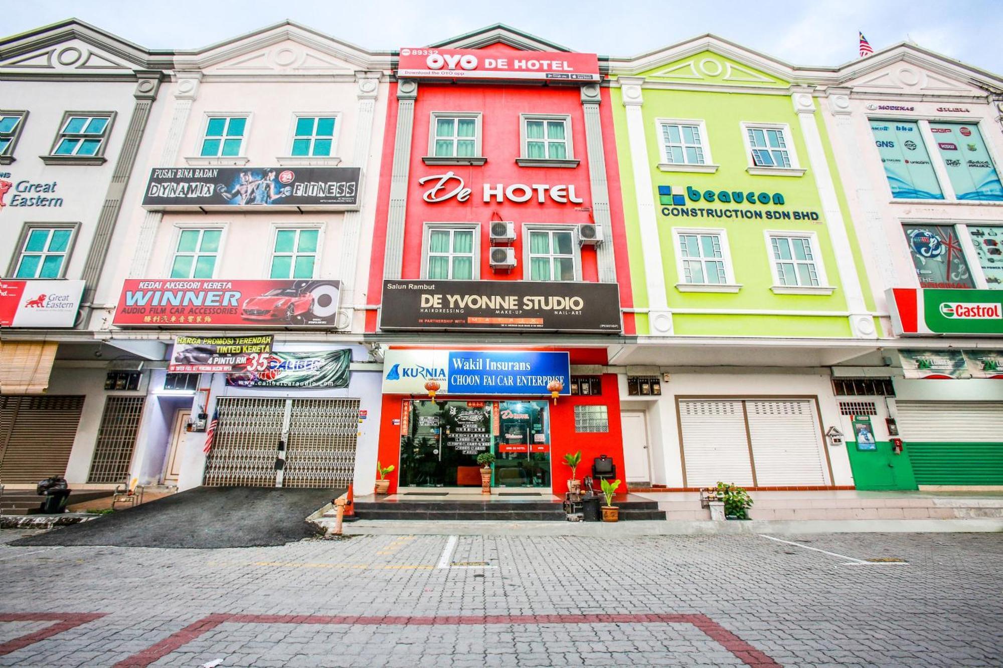 Oyo 89332 De Hotel Teluk Intan Ngoại thất bức ảnh
