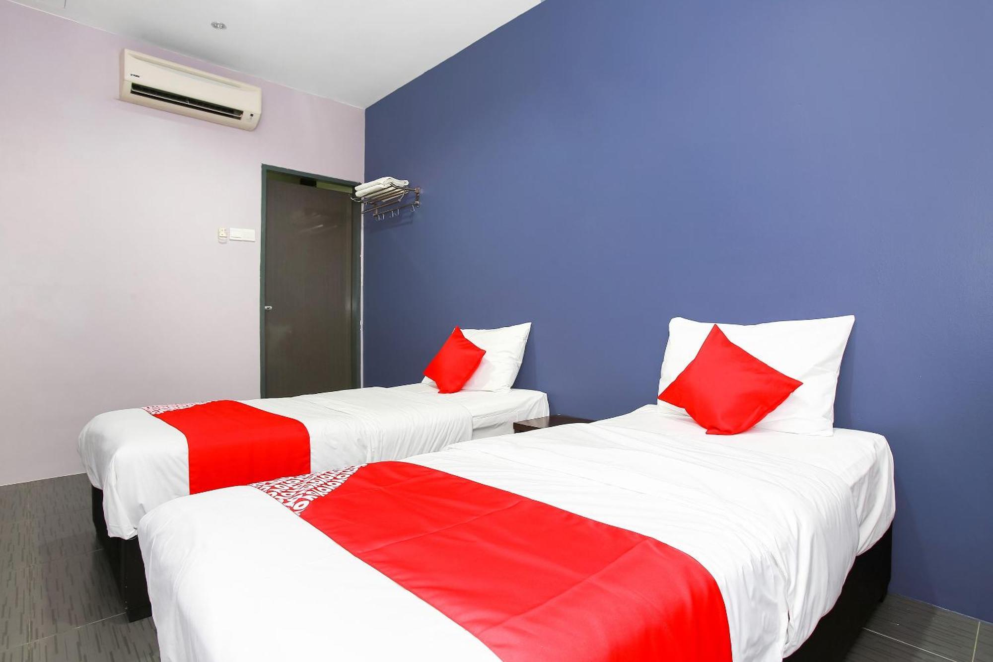 Oyo 89332 De Hotel Teluk Intan Ngoại thất bức ảnh